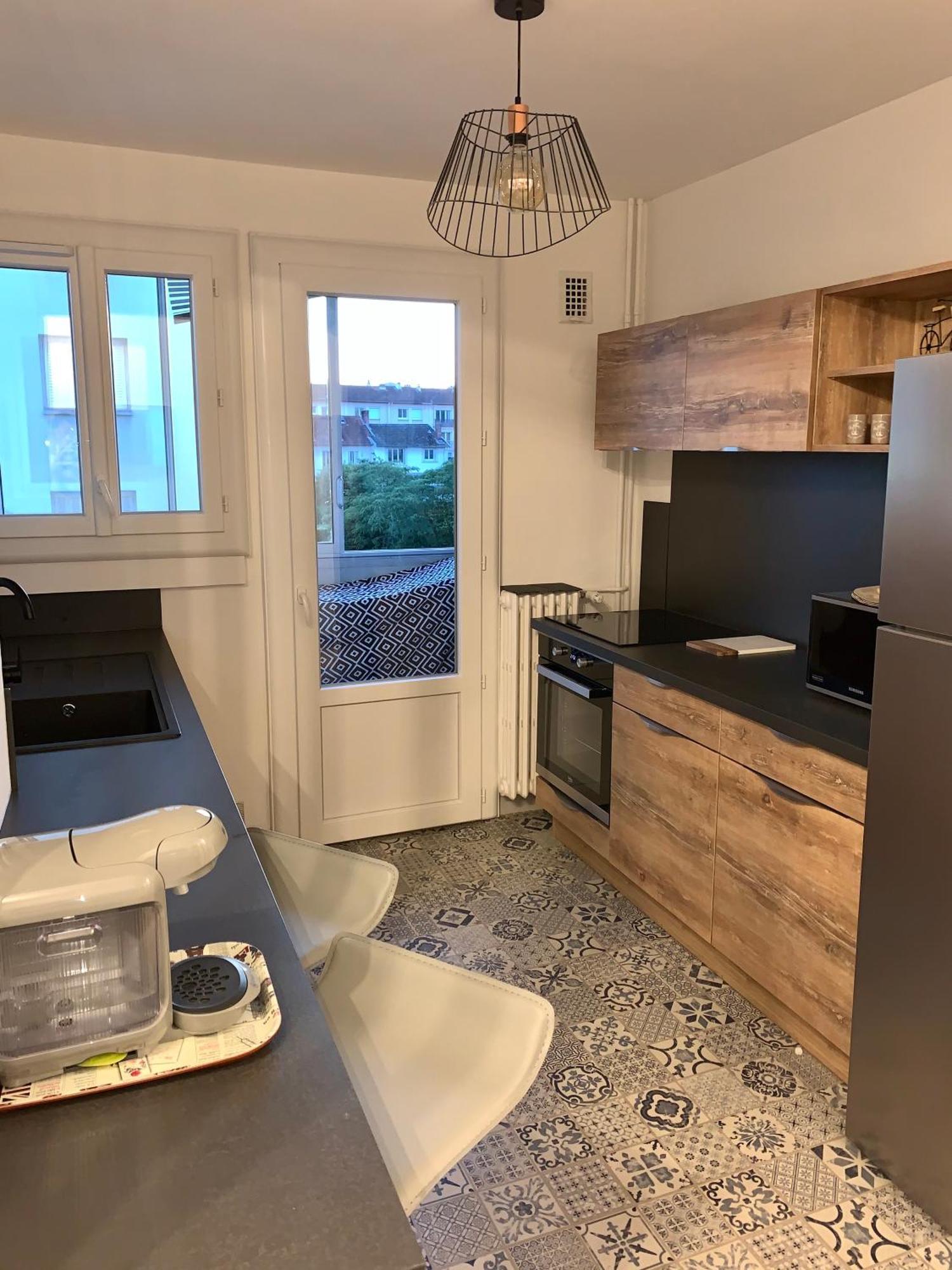 Bel Appartement Renove En Centre Ville Limoges Exterior foto